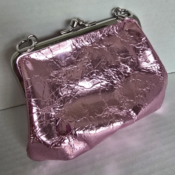 Vivienne Westwood Light Pink Metallic Crinkle Calf Skin Granny  Purse Kisslock - Picture 15 of 16